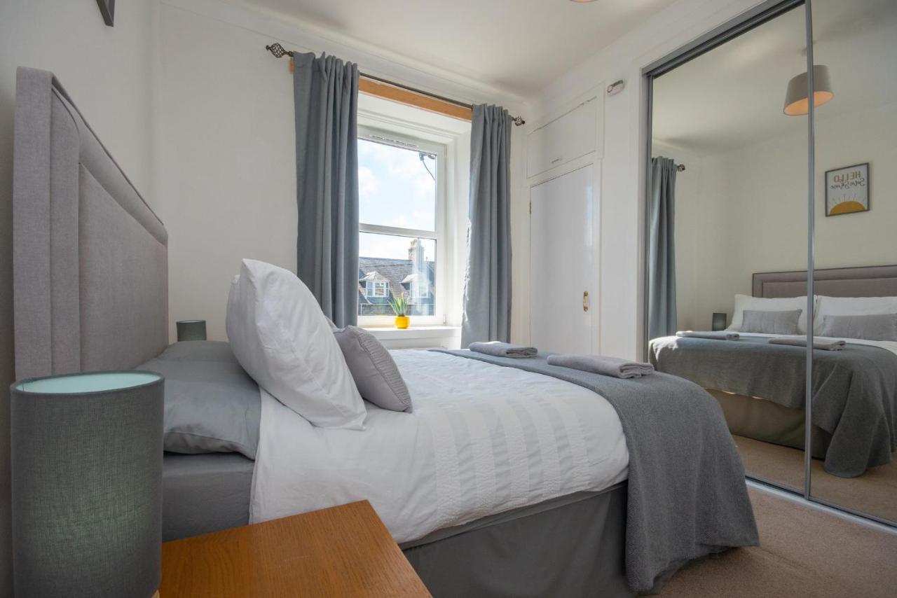 Dwellcome Home Ltd 1 Bed Apt, Half Mile To Union Street Yet Quiet, Free Parking, Fast Wifi, Ideal For Long Term Contractor, Etc Stays, Fully Equipped Kitchen, Regular Housekeeping Option - See Our Site For Assurance 애버딘 외부 사진